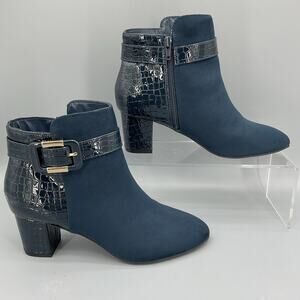 NEW Karen Scott Women’s Ivvy Almond Toe Ankle Boots Navy Size 9M
